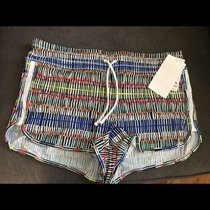 Athleta Surge short in prismatic print, women’s M